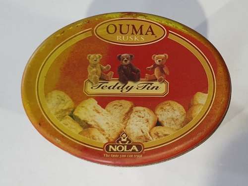 OUMA RUSKS tin as per photos