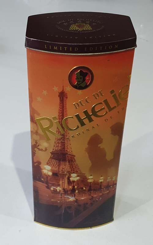 Richelieu limited edition tin as per photos
