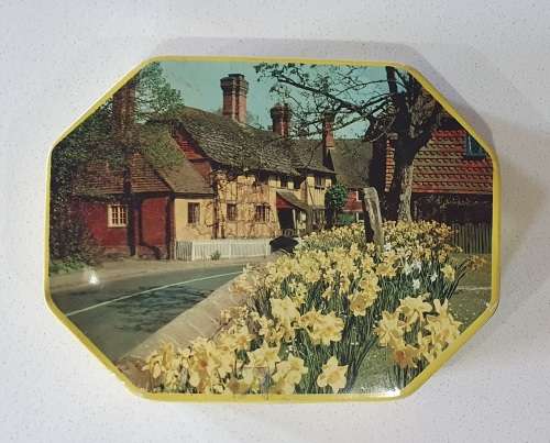 Lindfield Sussex tin as per photos