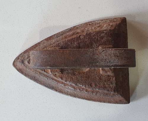 Vintage cast iron, coal stove clothing Sad Iron as per photo