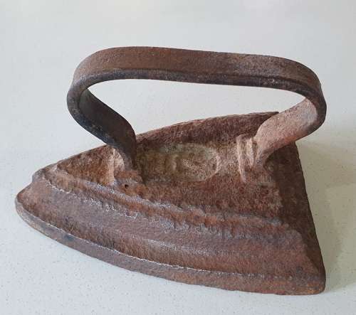 Vintage cast iron, coal stove clothing Sad Iron as per photo
