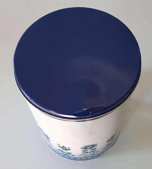 Large vintage tin as per photos