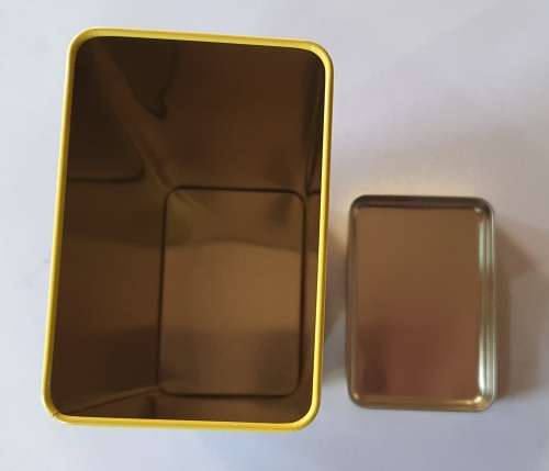 ULTRA MEL Cape Town tin as per photos