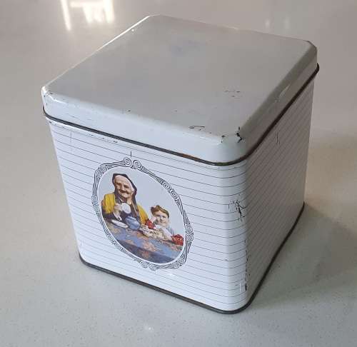 Mazawattee Tea 1LB tin as per photos