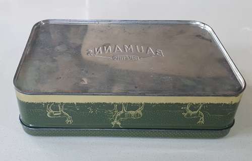 Vintage BAUMANN`s biscuits tin as per photos