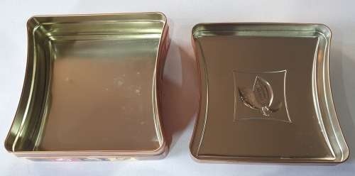 Golden tin as per photos