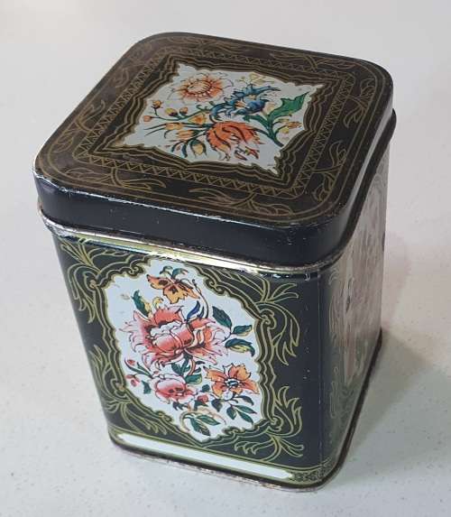 Vintage tin as per photos