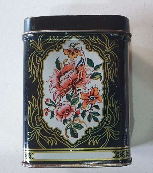 Vintage tin as per photos