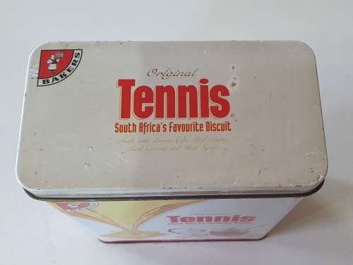 Bakers TENNIS biscuit tin as per photos