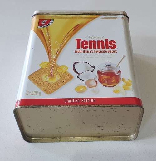 Bakers TENNIS biscuit tin as per photos