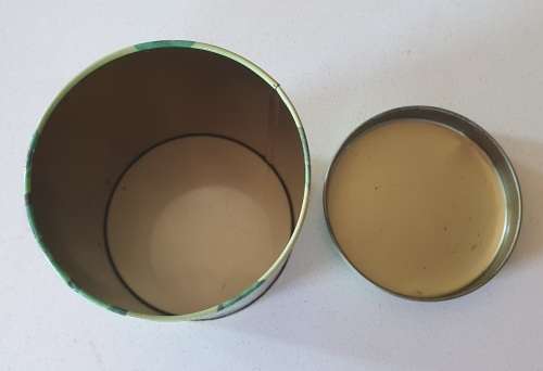 Apple image tin as per photos