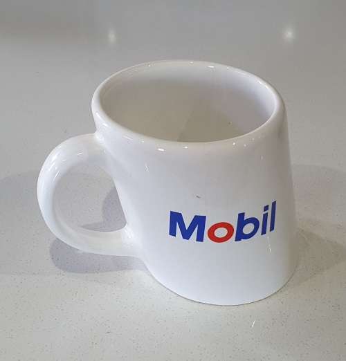 MOBIL oil cup