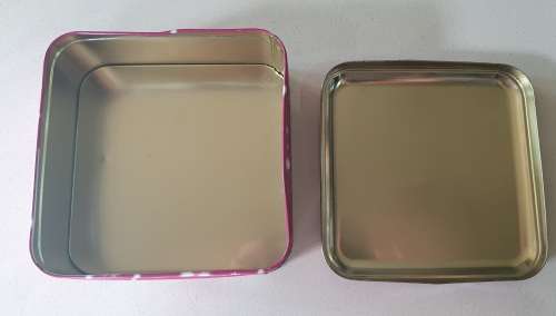 NESTLE QUALITY STREET tin