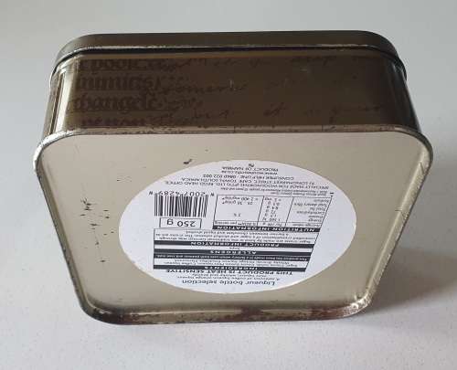 Liqueur chocolate tin as per photos