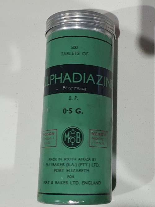VINTAGE MAYBAKER SULPHADIAZINE tin as per photos
