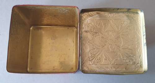 Vintage tin as per photos