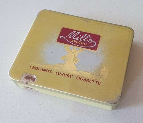 MILLS SPECIAL England`s luxury cigarette tin as per photos