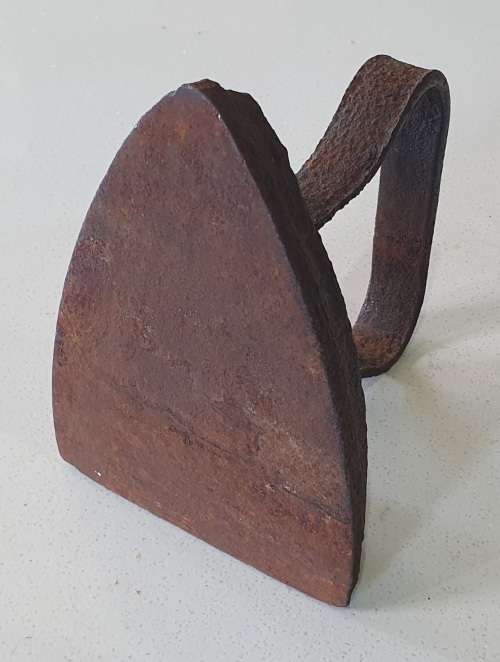 Vintage cast iron, coal stove clothing Sad Iron as per photo