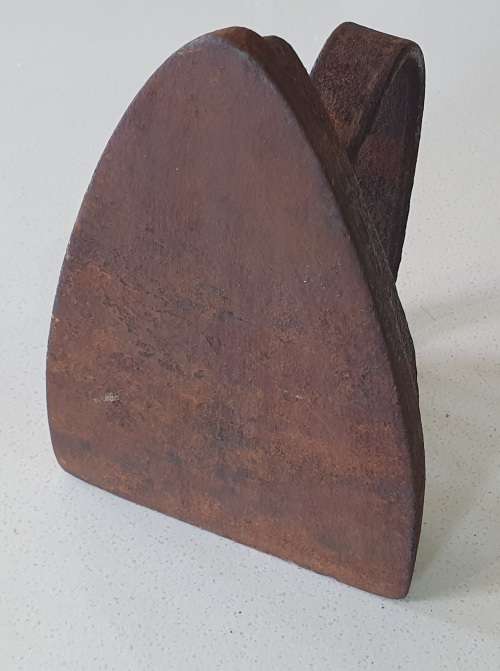 Vintage cast iron, coal stove clothing Sad Iron as per photo