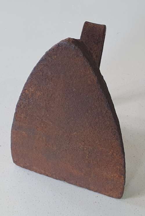 Vintage cast iron, coal stove clothing Sad Iron as per photo