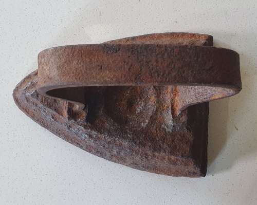 Vintage cast iron, coal stove clothing Sad Iron as per photo