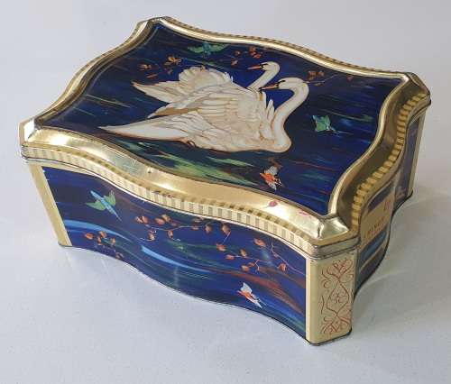 SWAN CASKET - 3 RING PRODUCT tin as per photos