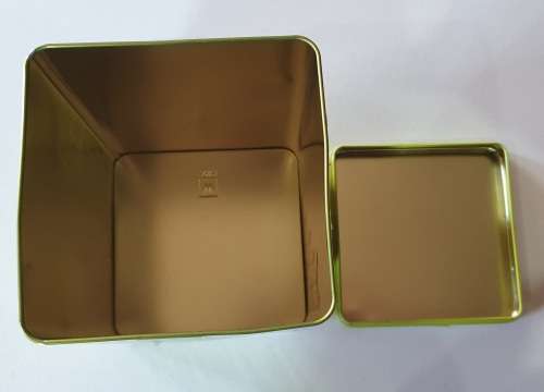 3 Woolworths tins as per photos