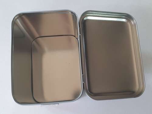 Five Roses tea tin as per photos