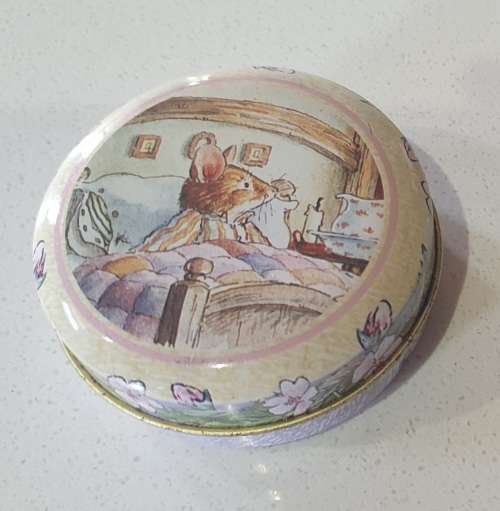 Foxwood Tales tin as per photos