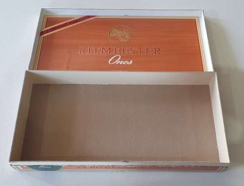 Ritmeester Cigar box as per photos