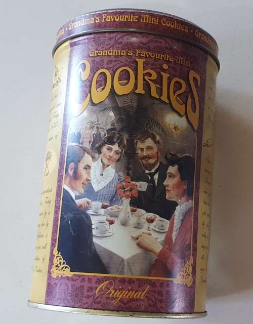 Grandma`s favourite mini COOKIES tin as per photos
