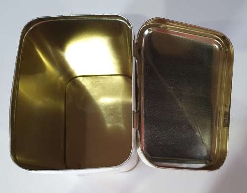 FIVE ROSES tea tin as per photos