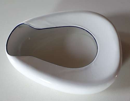 Vintage enamel bedpan as per photos