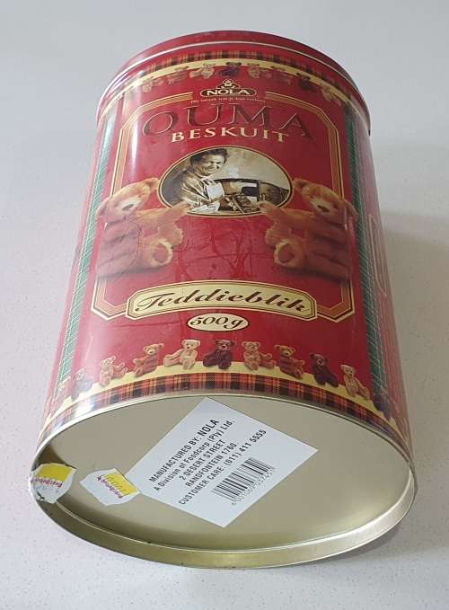 OUMA RUSKS tin as per photos