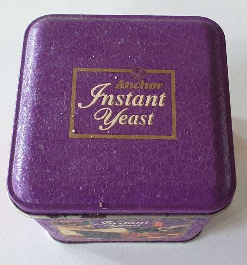 INSTANT YEAST tin as per photos