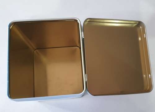 SELATI ICING SNOW tin as per photos