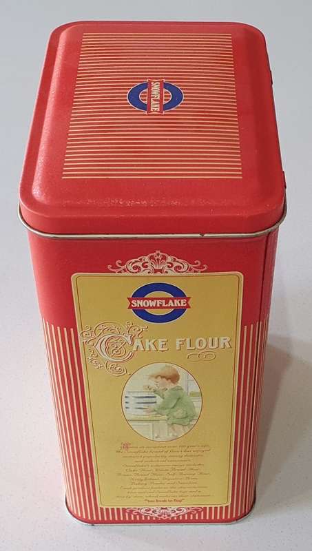 SNOWFLAKE CAKE FLOUR tin as per photos