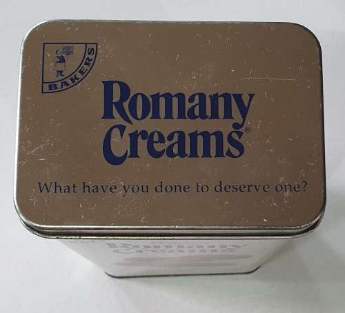 BAKERS Romany Creams tin as per photos