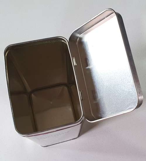 BAKERS Romany Creams tin as per photos
