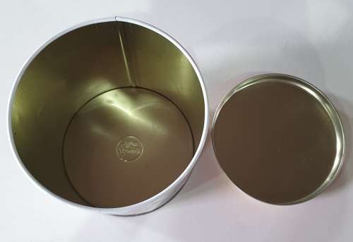 Regency Ware BISCUITS tin as per photos
