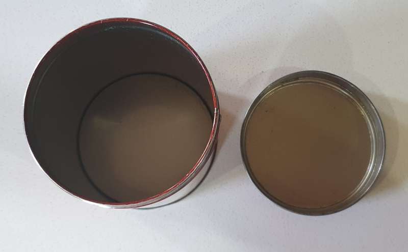 Golden Leaf tea tin as per photos