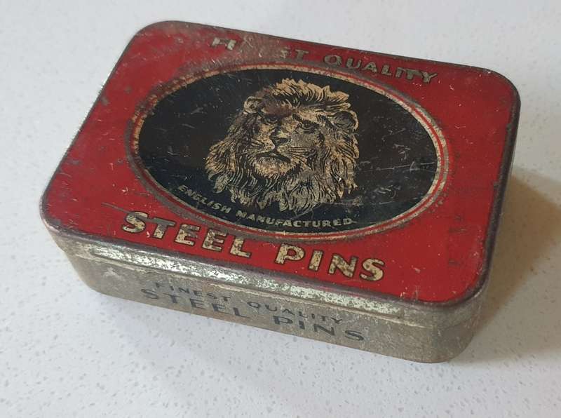 Steel pins tin as per photos