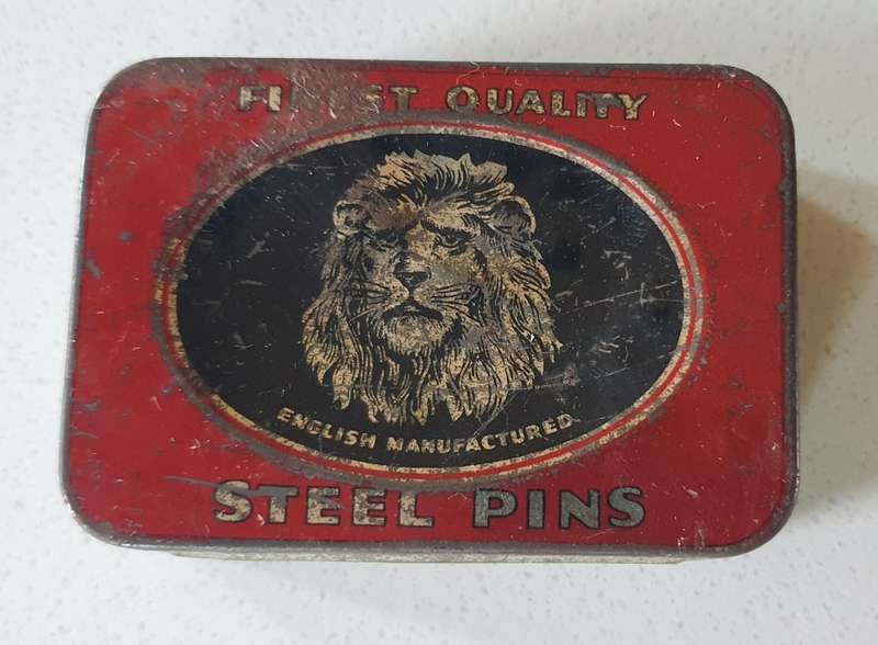 Steel pins tin as per photos