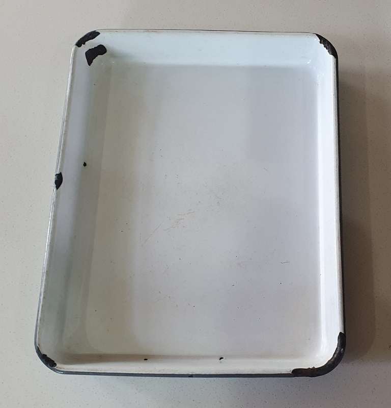 Vintage enamel oven tray as per photos