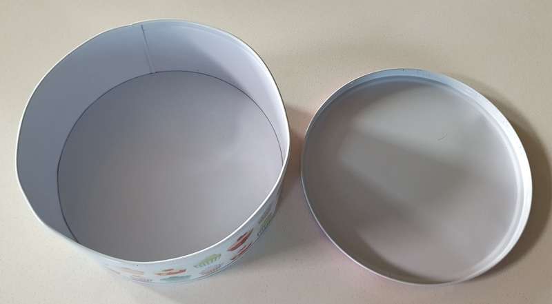 Cookies tin as per photos