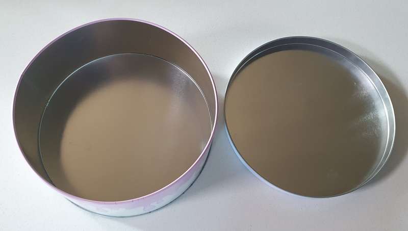 Oh so Heavenly tin as per photos