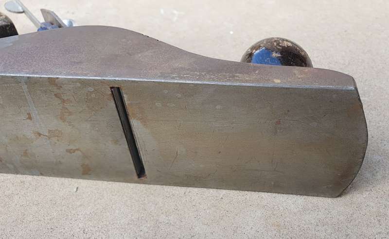 Vintage RECORD no.5 hand plane, made in England as per photo.