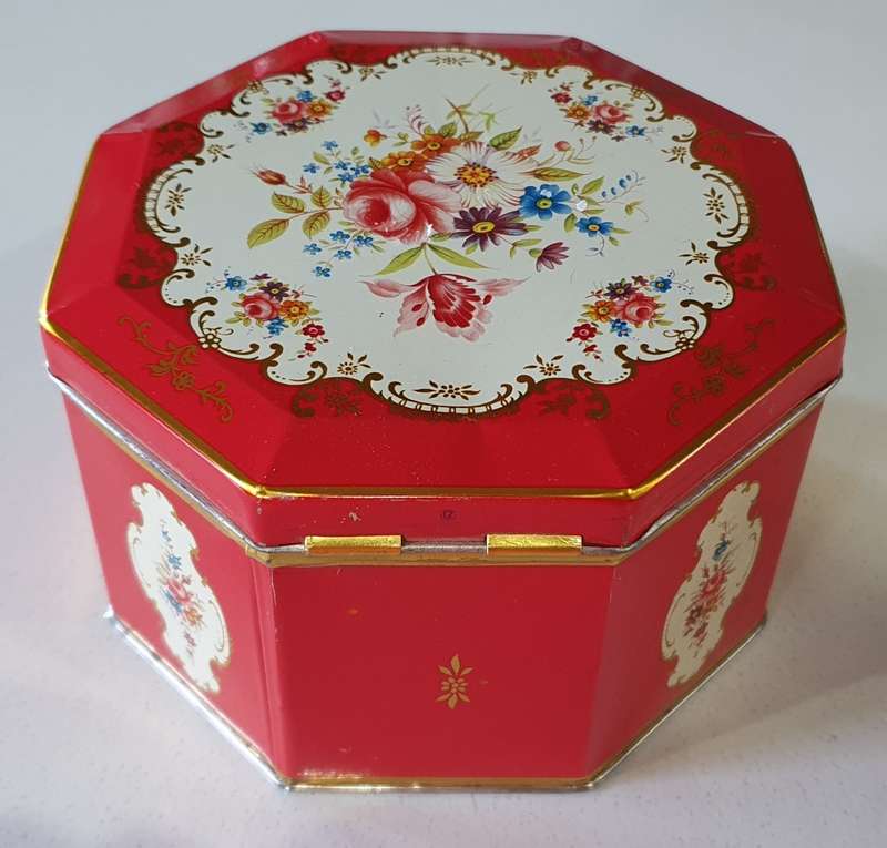 Unique tin as per photos