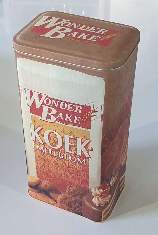 WONDER BAKE cake flour tin as per photos