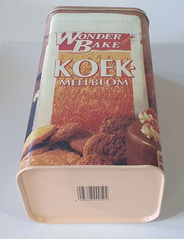 WONDER BAKE cake flour tin as per photos